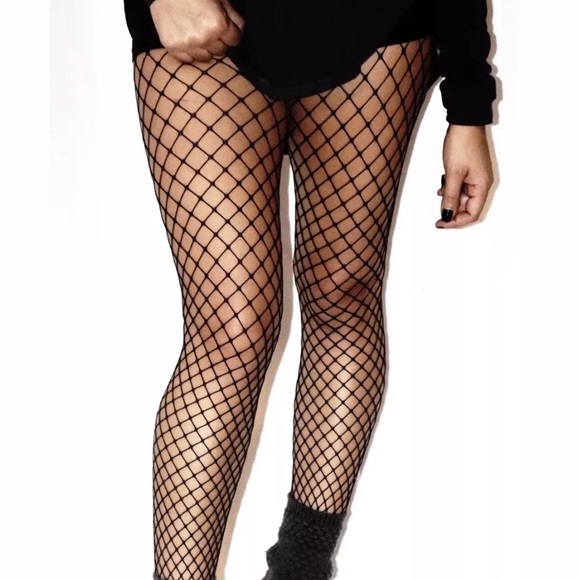 NWT FishNet Stockings - One Size Fits All - Picture 3 of 4